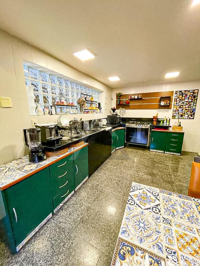 Casa de Condomínio à venda com 7 quartos, 550m² - Foto 11