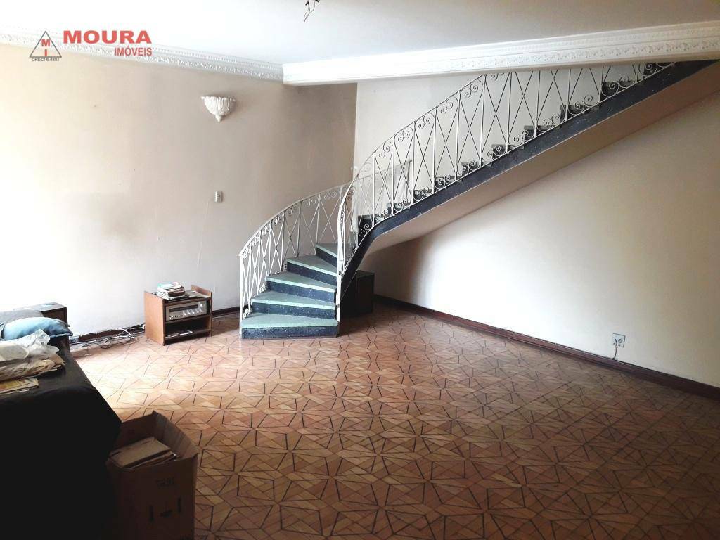 Sobrado à venda com 3 quartos, 213m² - Foto 2