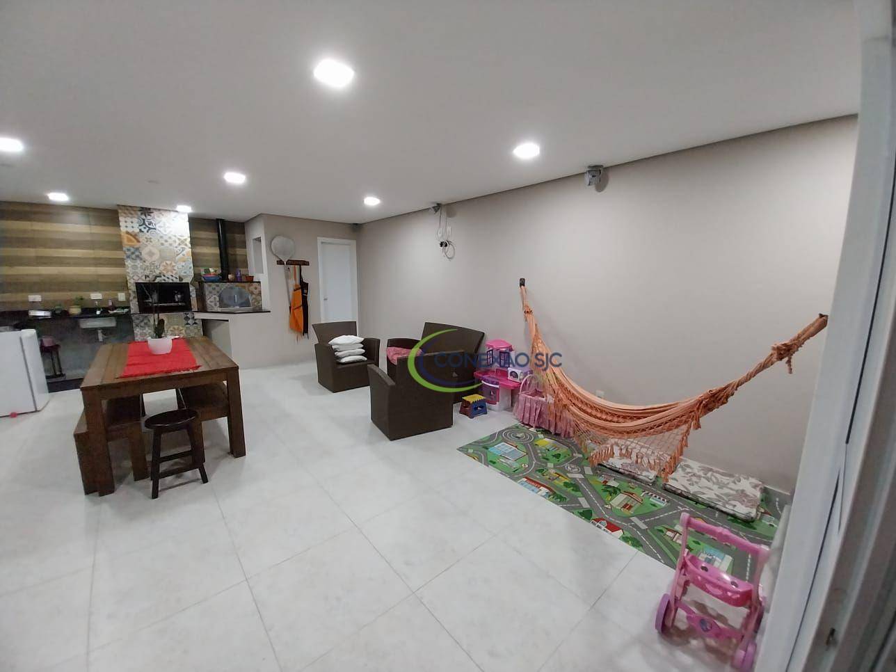 Casa de Condomínio à venda com 3 quartos, 241m² - Foto 10