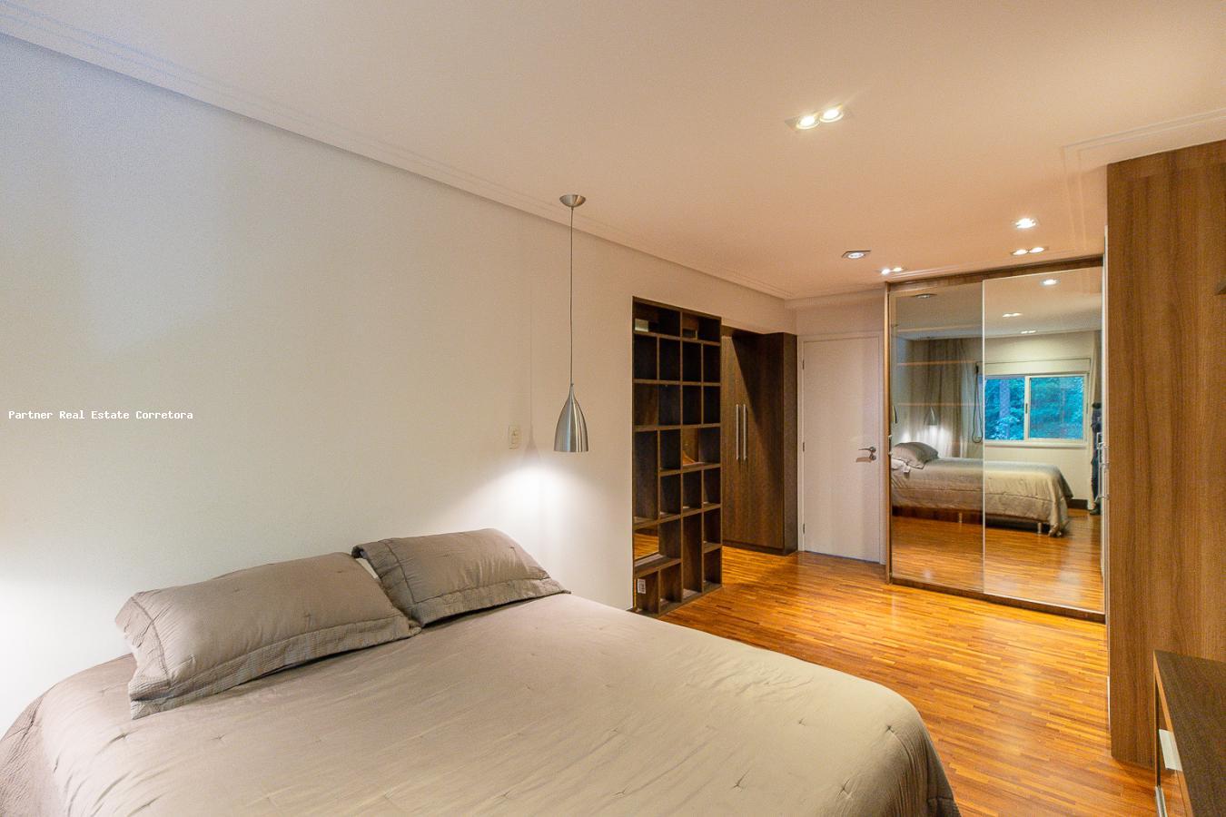 Apartamento à venda com 3 quartos, 207m² - Foto 26