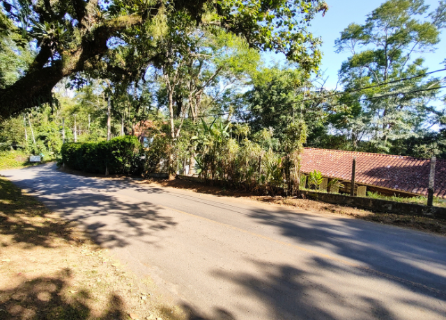 Casa à venda com 3 quartos, 1000m² - Foto 30