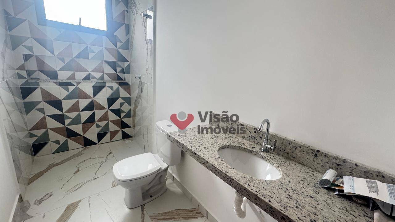 Casa à venda com 2 quartos, 98m² - Foto 9