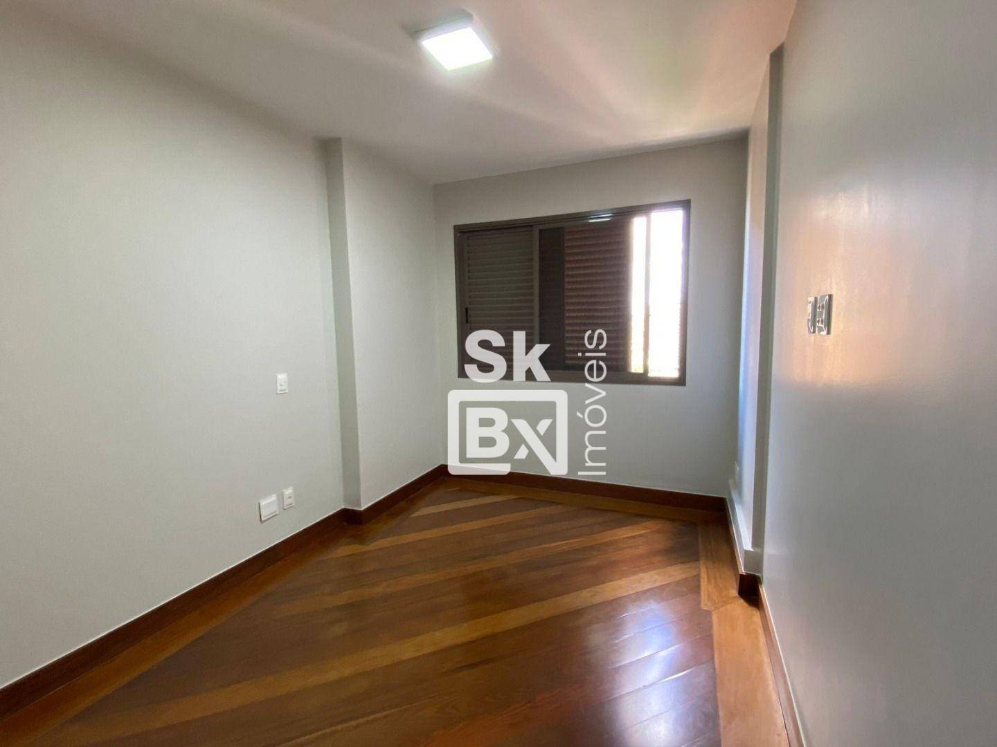 Apartamento à venda com 4 quartos, 271m² - Foto 16