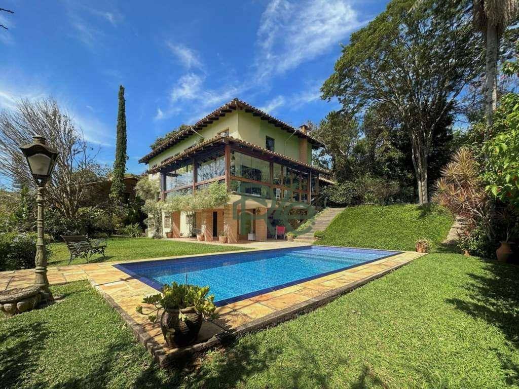 Casa de Condomínio à venda com 5 quartos, 414m² - Foto 1