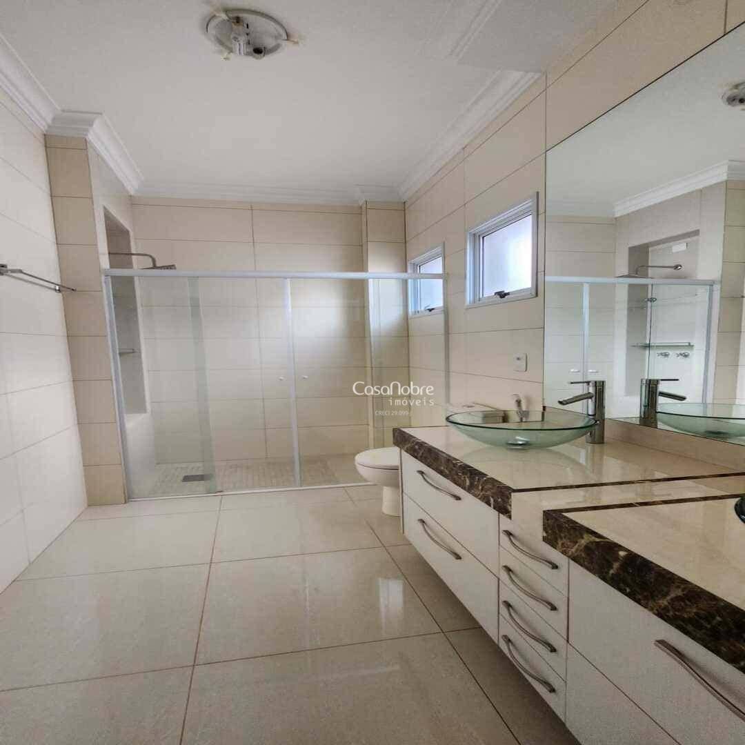 Casa de Condomínio à venda com 5 quartos, 273m² - Foto 21