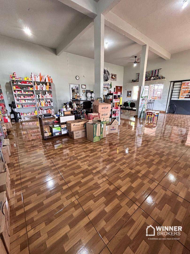 Loja-Salão, 200 m² - Foto 1