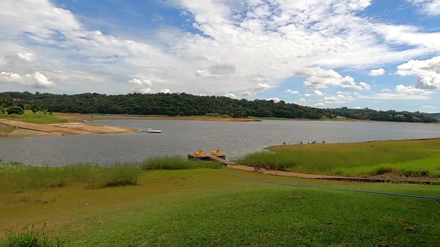 Casa de Condomínio à venda com 4 quartos, 9000m² - Foto 3