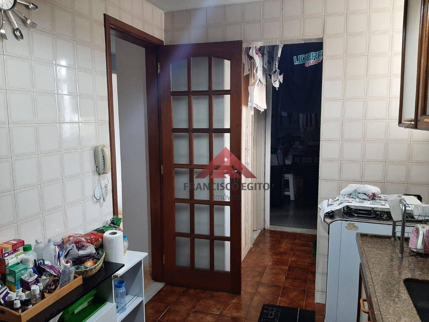 Apartamento à venda com 2 quartos, 62m² - Foto 11