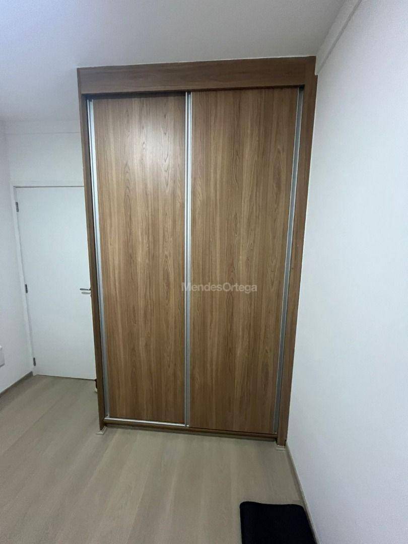 Apartamento para alugar com 2 quartos, 72m² - Foto 3