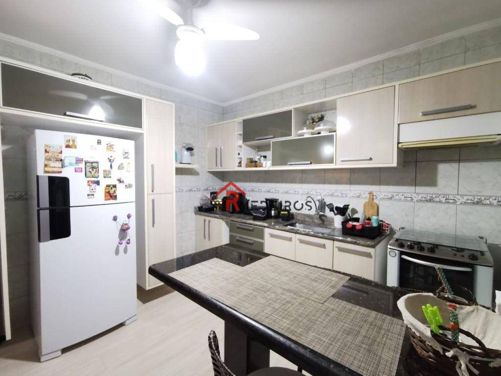 Apartamento à venda com 3 quartos, 120m² - Foto 11