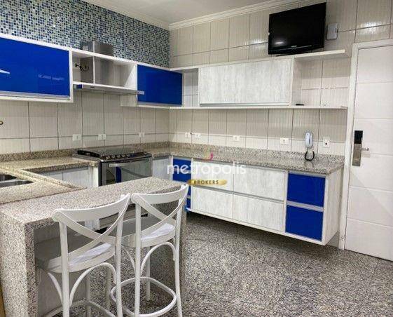 Apartamento à venda com 3 quartos, 198m² - Foto 1