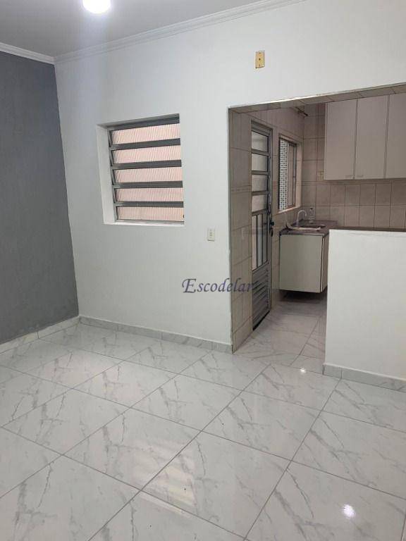 Sobrado à venda com 3 quartos, 110m² - Foto 4