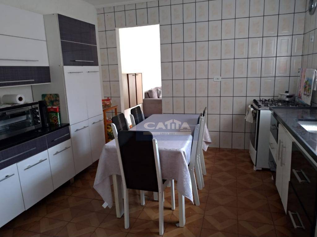 Casa à venda com 3 quartos, 119m² - Foto 1