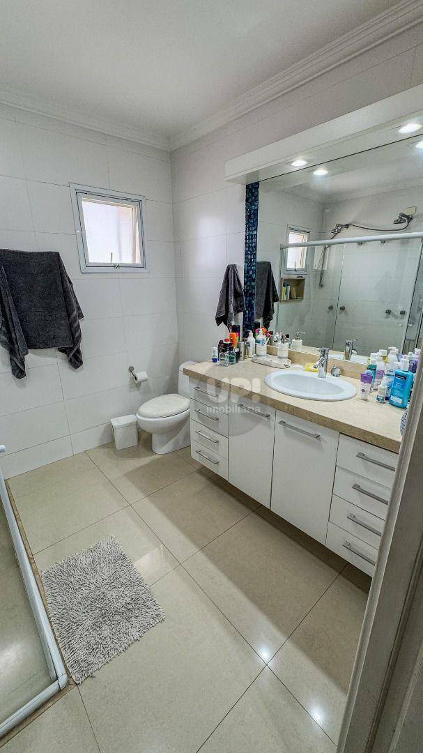 Casa, 3 quartos, 212 m² - Foto 34