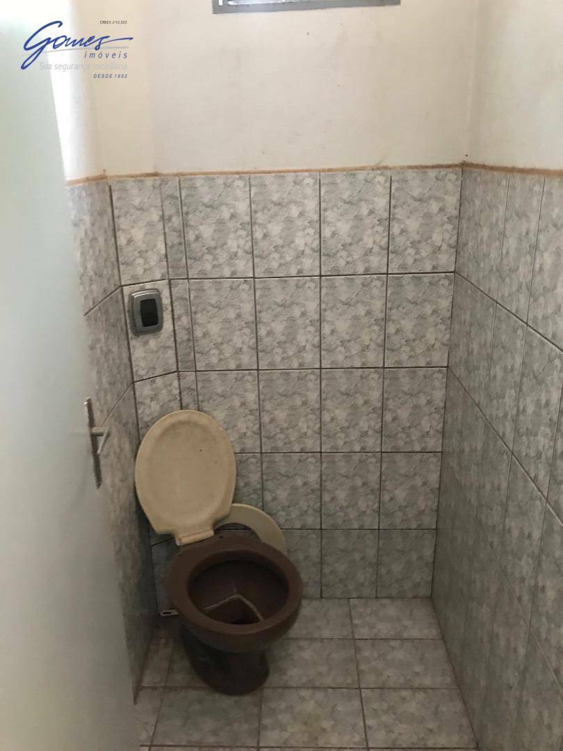 Sobrado à venda com 3 quartos, 300m² - Foto 4