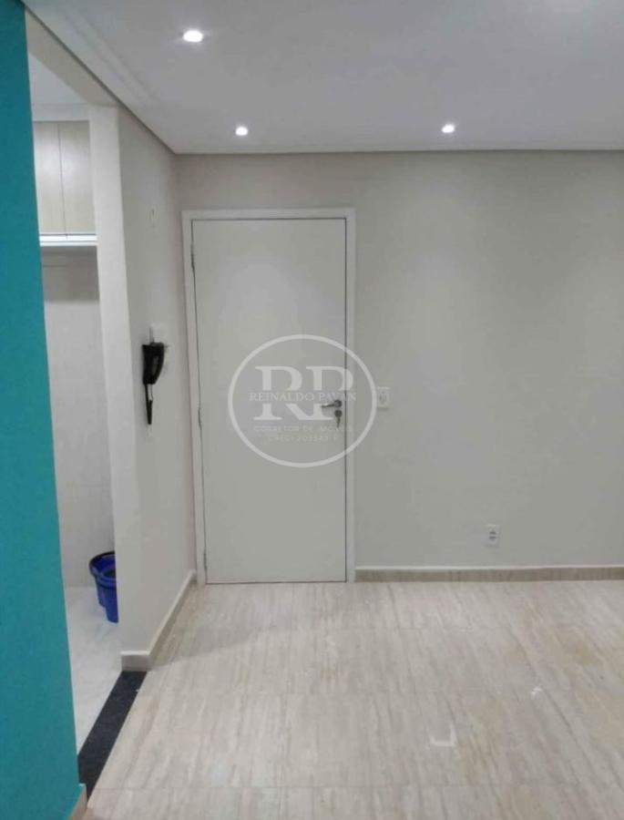 Apartamento à venda com 2 quartos, 45m² - Foto 2