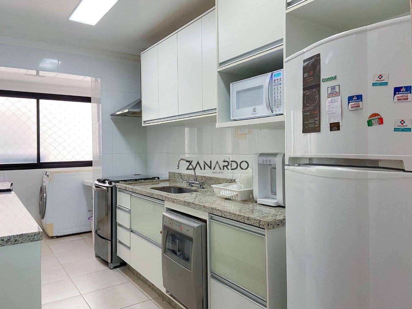 Apartamento à venda com 3 quartos, 106m² - Foto 15