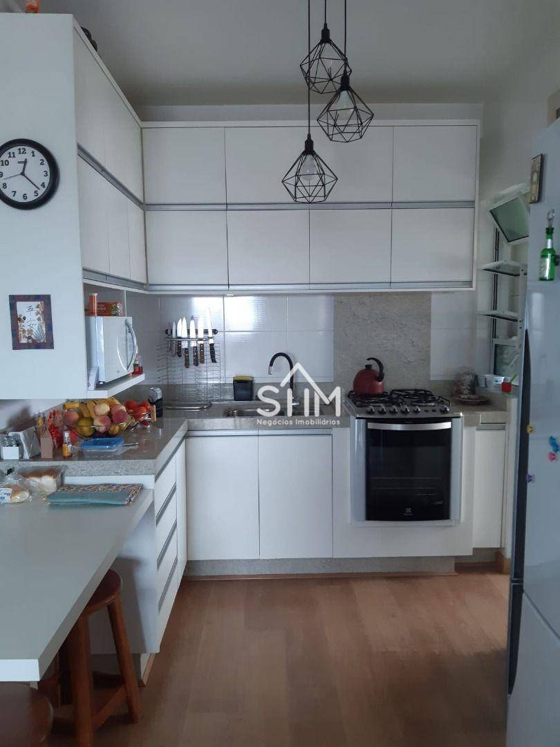 Apartamento à venda com 3 quartos, 87m² - Foto 1