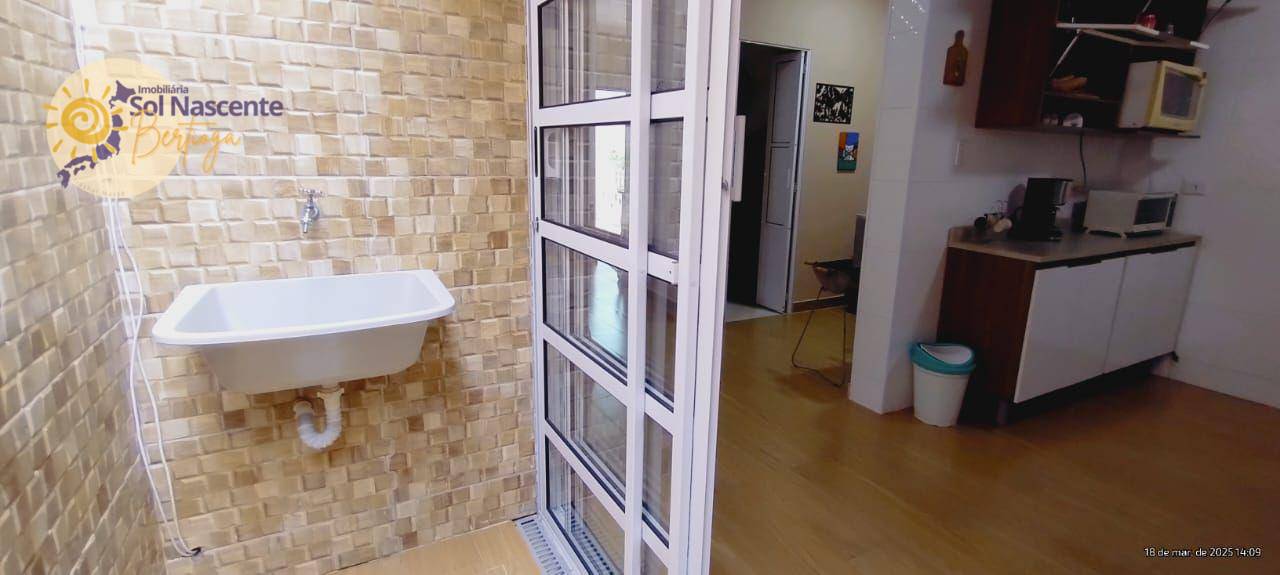 Casa de Condomínio à venda e aluguel com 2 quartos, 74m² - Foto 35