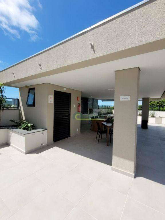 Apartamento para alugar com 2 quartos, 71m² - Foto 6