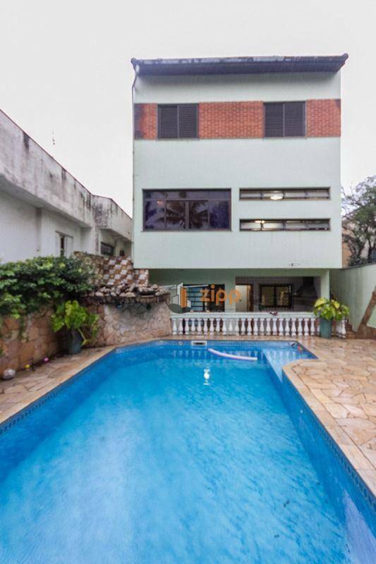 Sobrado à venda com 5 quartos, 550m² - Foto 1