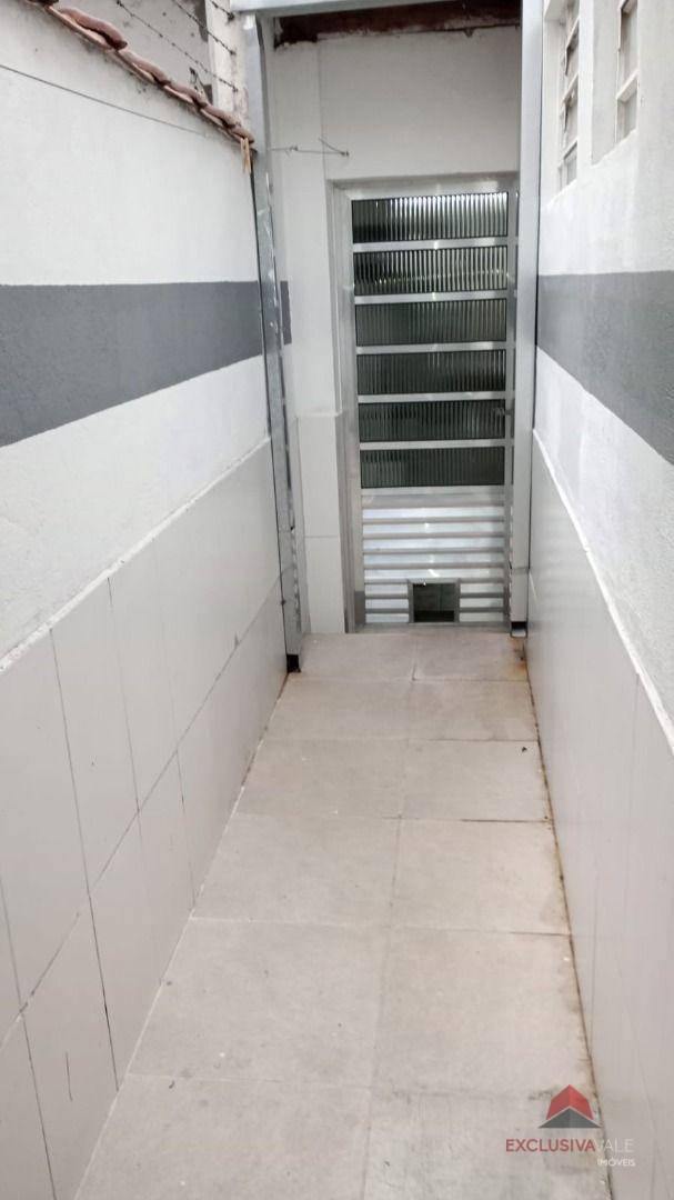 Casa à venda com 3 quartos, 150m² - Foto 7