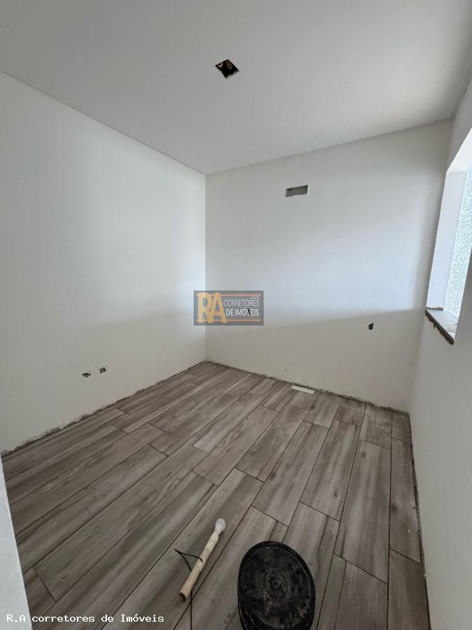 Casa à venda com 2 quartos, 125m² - Foto 7
