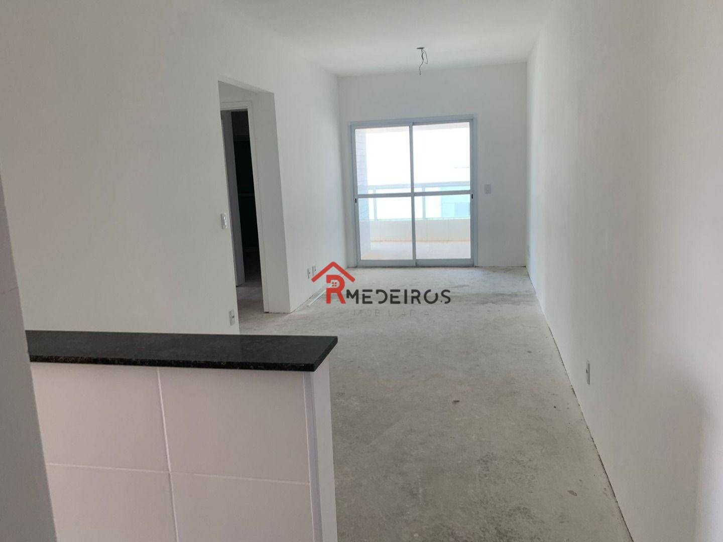 Apartamento à venda com 2 quartos, 80m² - Foto 2