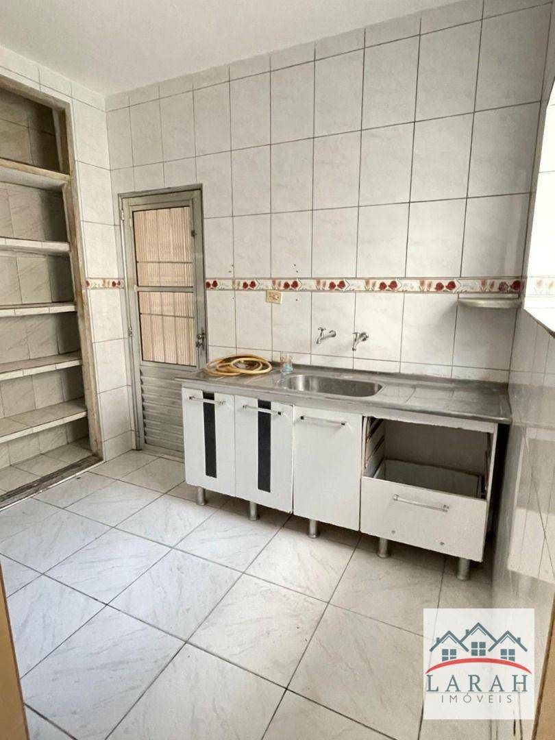 Sobrado à venda com 3 quartos, 110m² - Foto 4