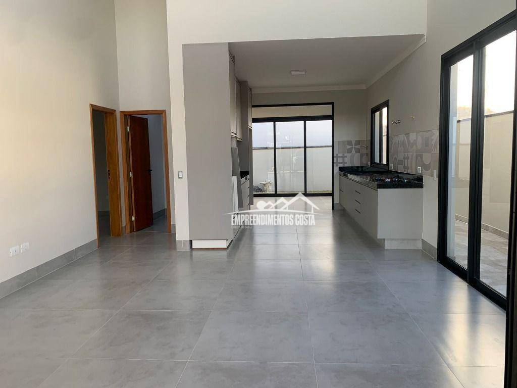 Casa à venda com 3 quartos, 161m² - Foto 11