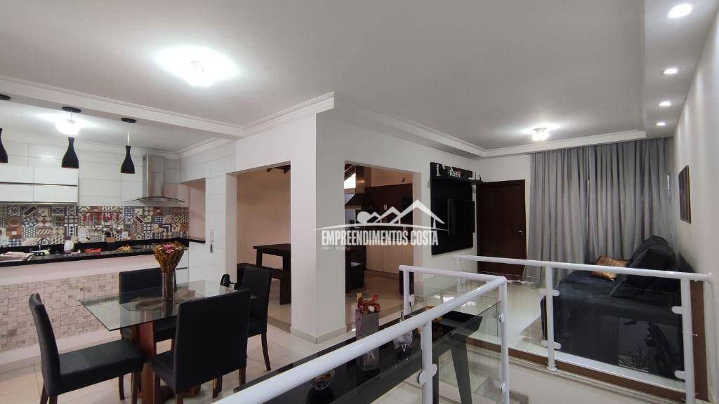 Casa à venda com 3 quartos, 163m² - Foto 6