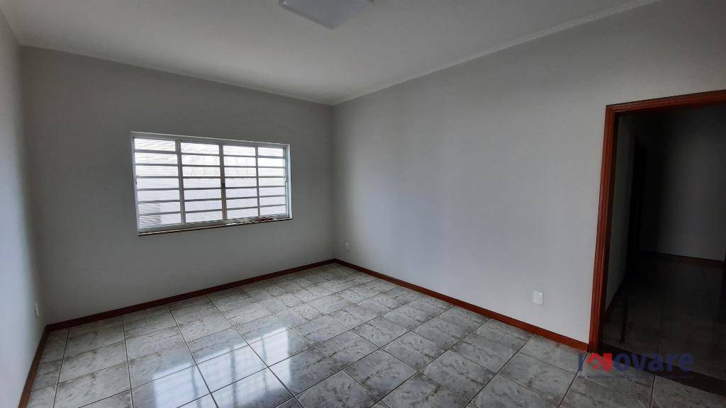 Casa à venda com 3 quartos, 173m² - Foto 14