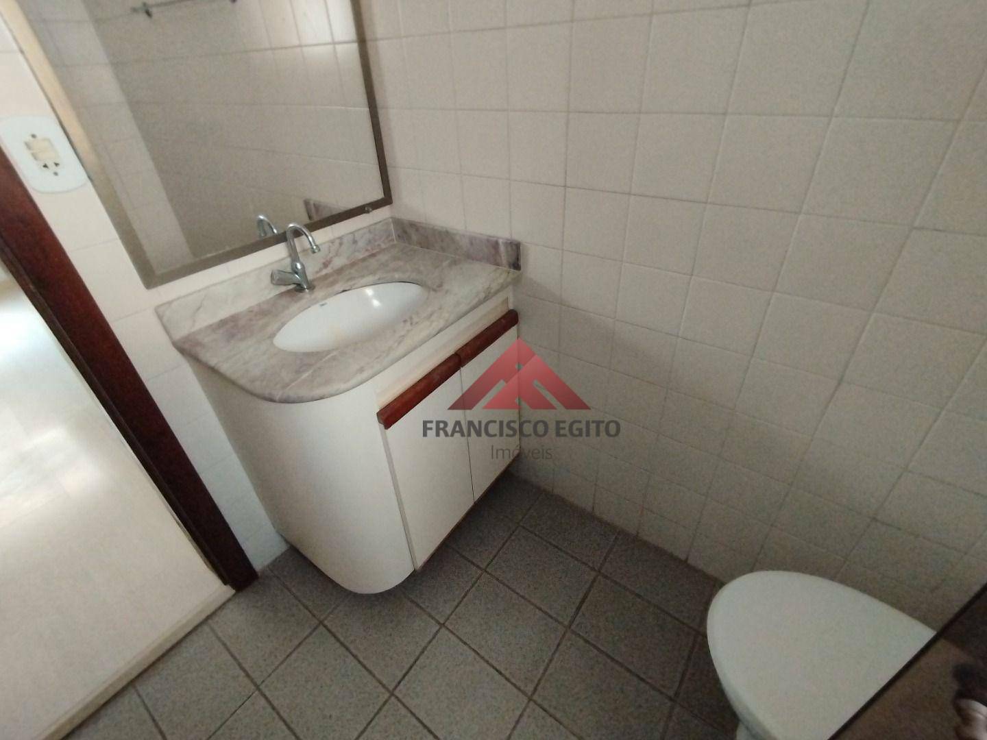 Apartamento à venda com 2 quartos, 70m² - Foto 10