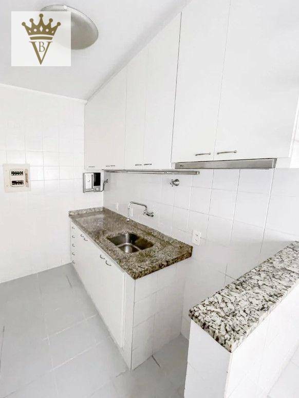 Apartamento à venda com 2 quartos, 67m² - Foto 9