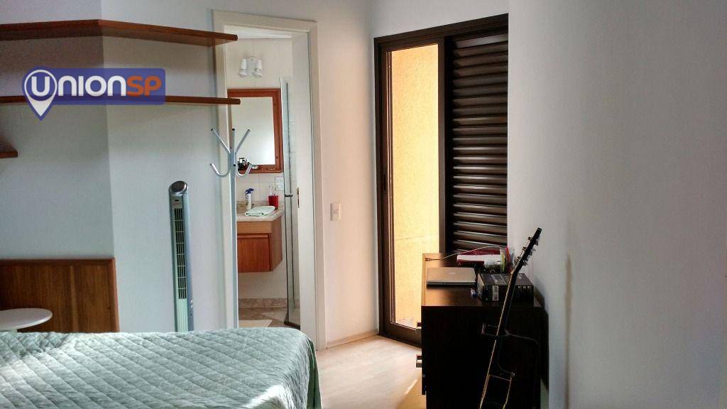 Apartamento à venda com 3 quartos, 250m² - Foto 7