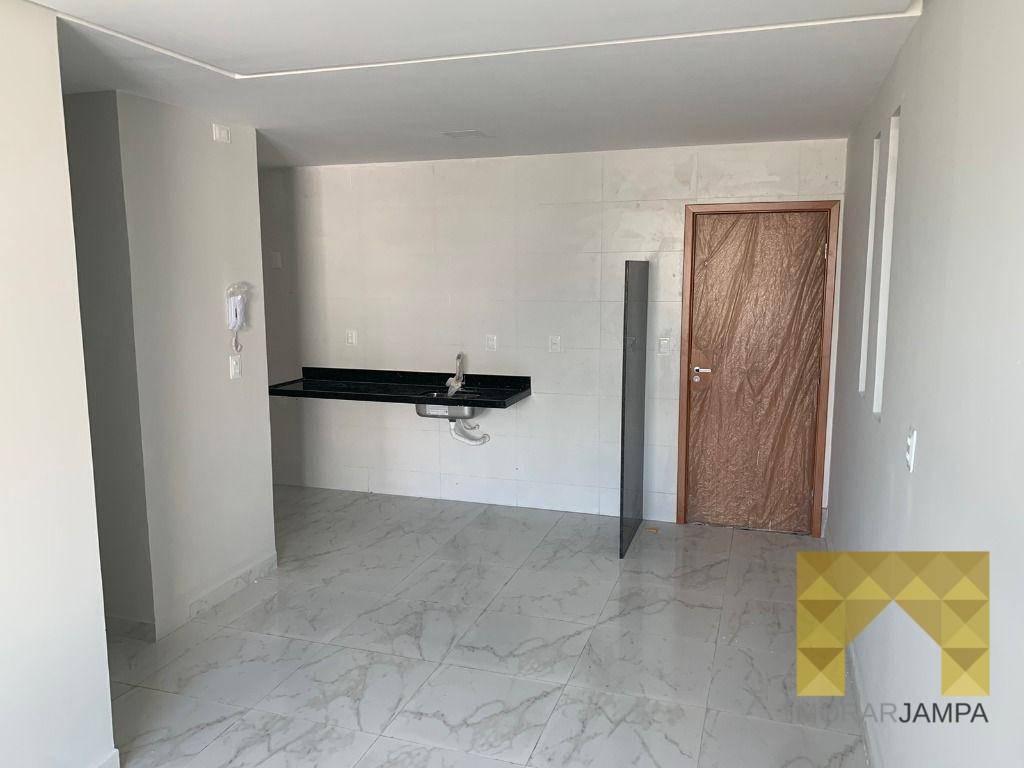 Apartamento à venda com 3 quartos, 74m² - Foto 3