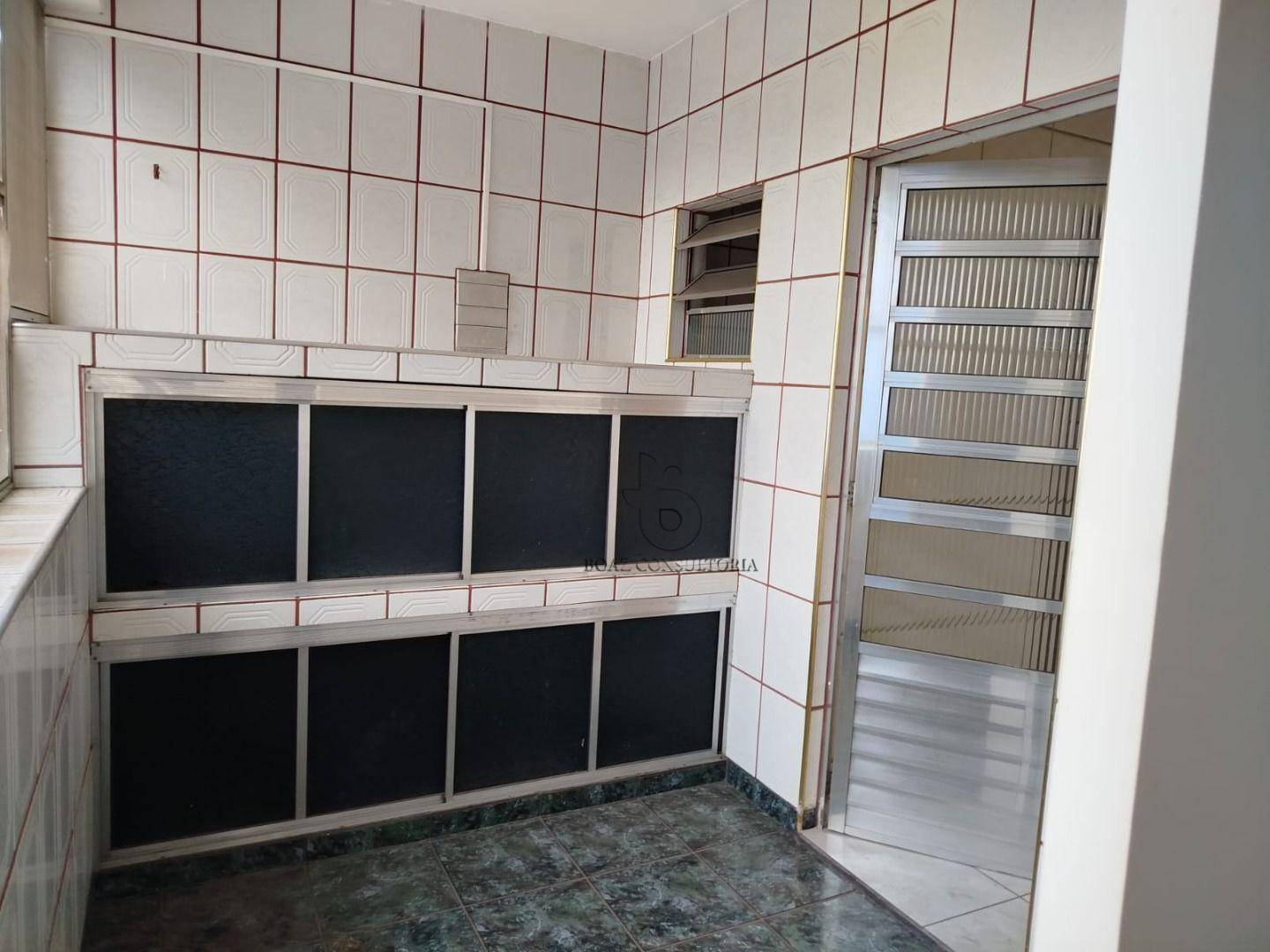 Sobrado para alugar com 3 quartos, 238m² - Foto 14