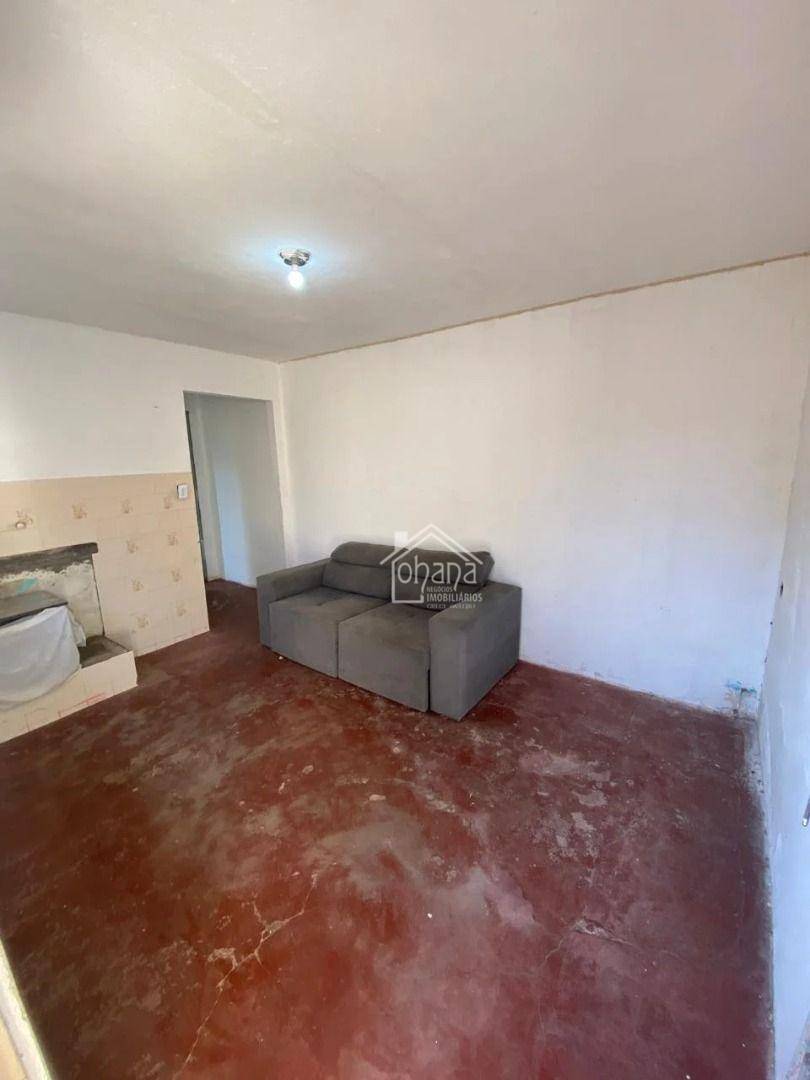 Casa à venda com 3 quartos, 175m² - Foto 14