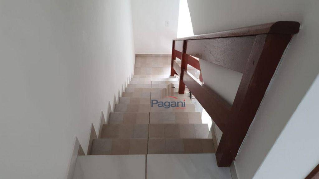 Sobrado para alugar com 2 quartos, 60m² - Foto 9