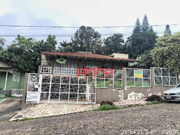 Casa à venda com 3 quartos, 228m² - Foto 5