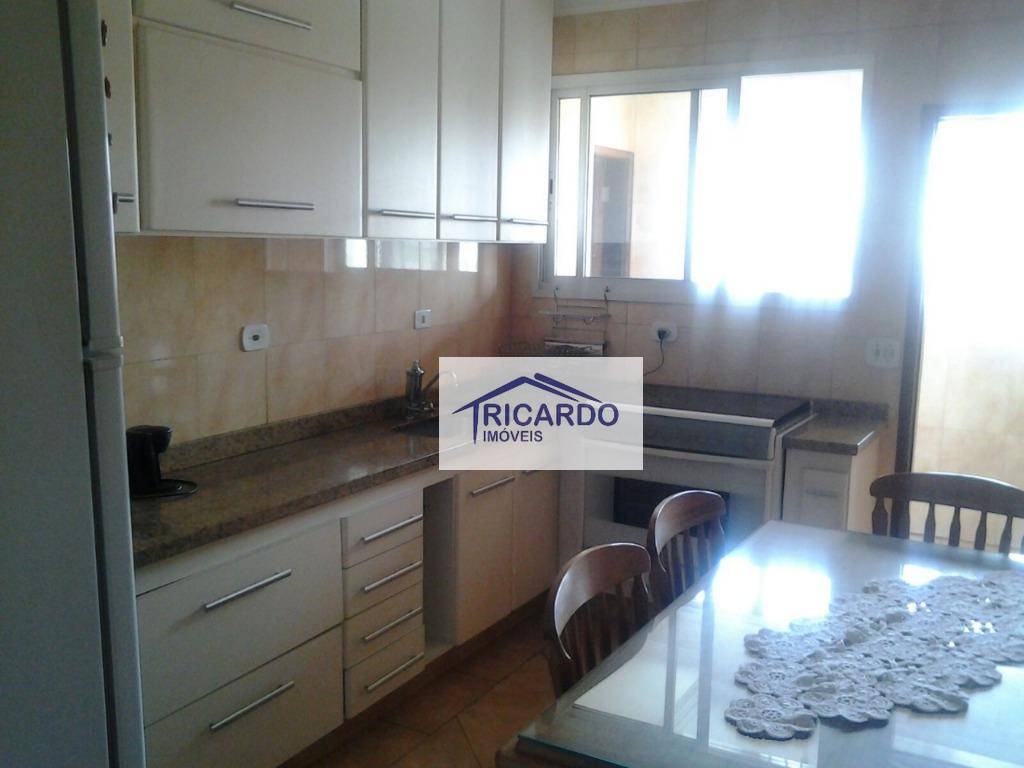 Apartamento à venda com 3 quartos, 127m² - Foto 7