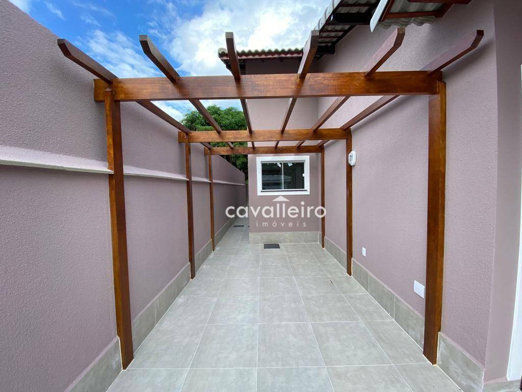 Casa à venda com 3 quartos, 100m² - Foto 3