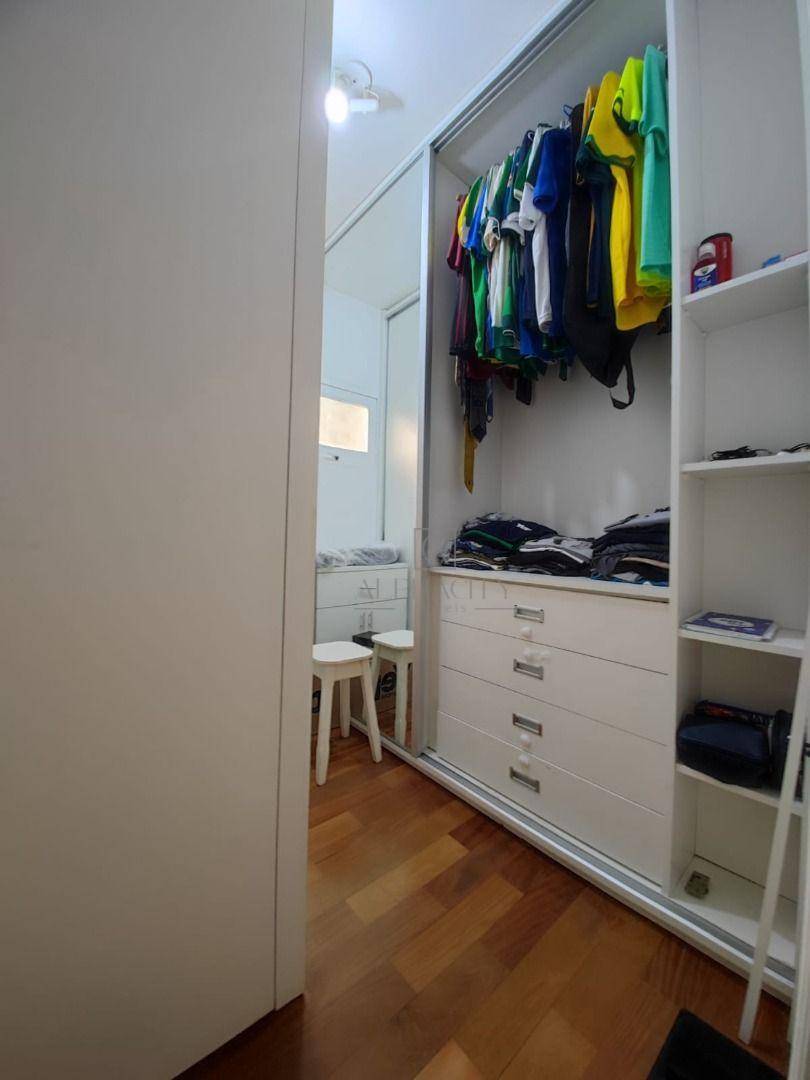 Casa de Condomínio à venda com 3 quartos, 600m² - Foto 4