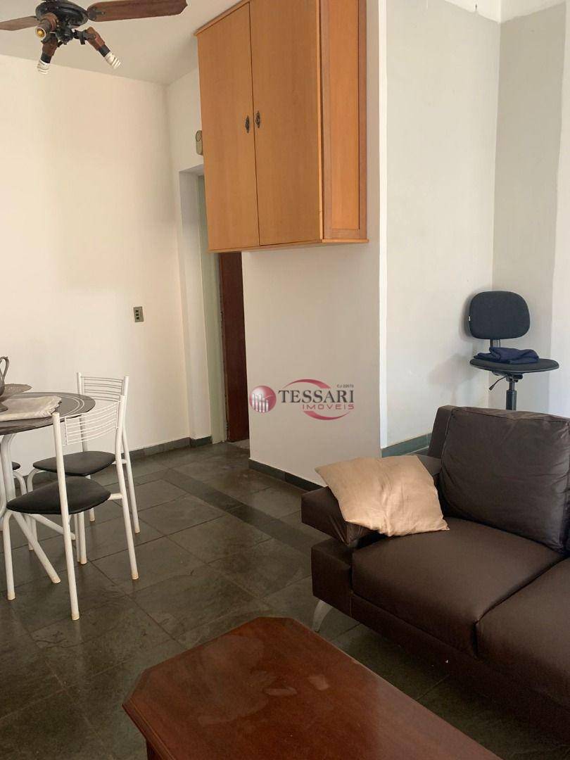 Apartamento à venda com 1 quarto, 70m² - Foto 4