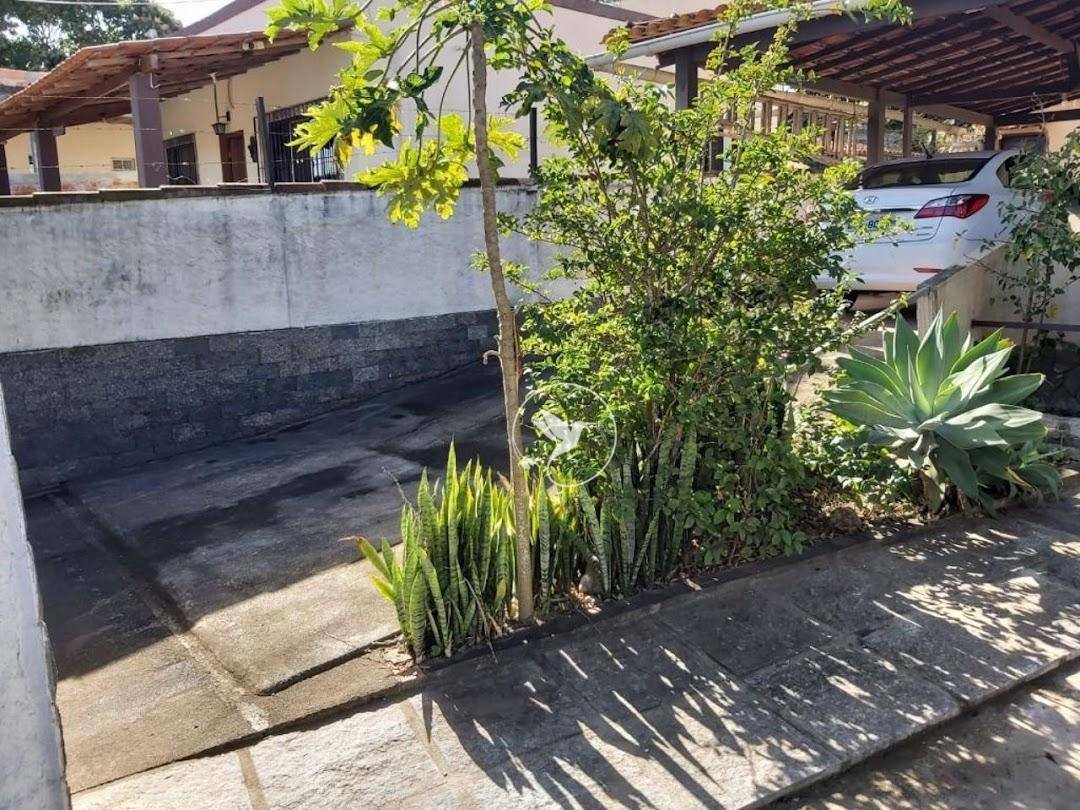 Casa à venda com 3 quartos, 150m² - Foto 37