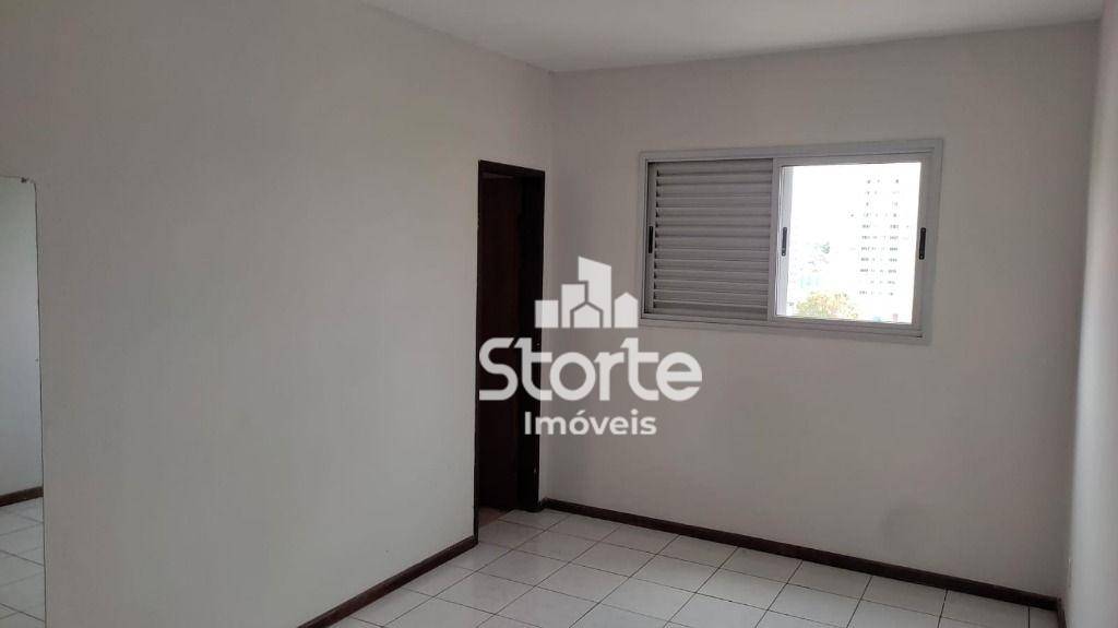 Apartamento à venda com 3 quartos, 128m² - Foto 12