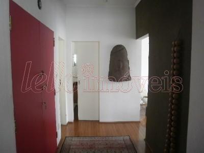 Apartamento para alugar com 2 quartos, 215m² - Foto 1