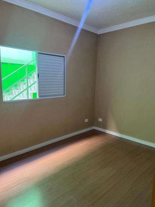 Casa à venda com 4 quartos, 157m² - Foto 2