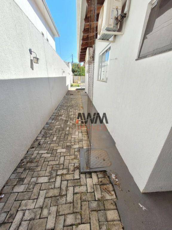 Casa de Condomínio para alugar com 2 quartos, 145m² - Foto 28