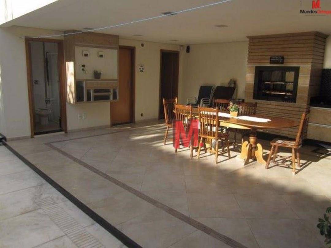 Casa à venda com 3 quartos, 274m² - Foto 16